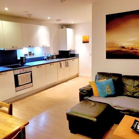 Battersea Power Station Suite Лондон Экстерьер фото