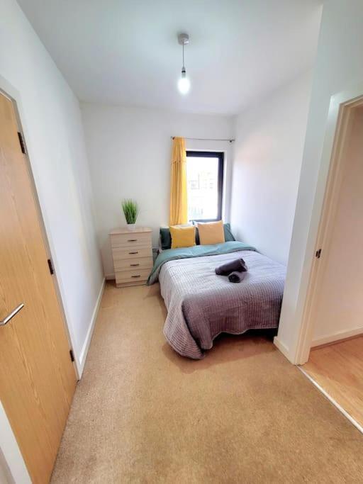 Battersea Power Station Suite Лондон Экстерьер фото