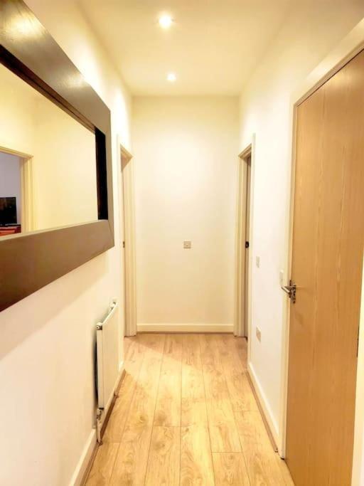 Battersea Power Station Suite Лондон Экстерьер фото